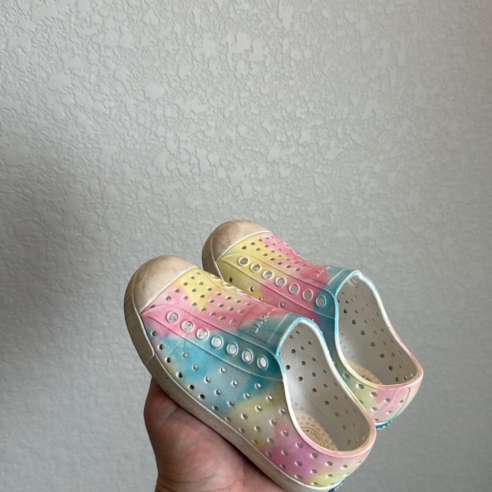 Native Shoes Kids Tie-Dye Slip-On Water Shoes - Pink Blue Yellow - Picture 3 of 6